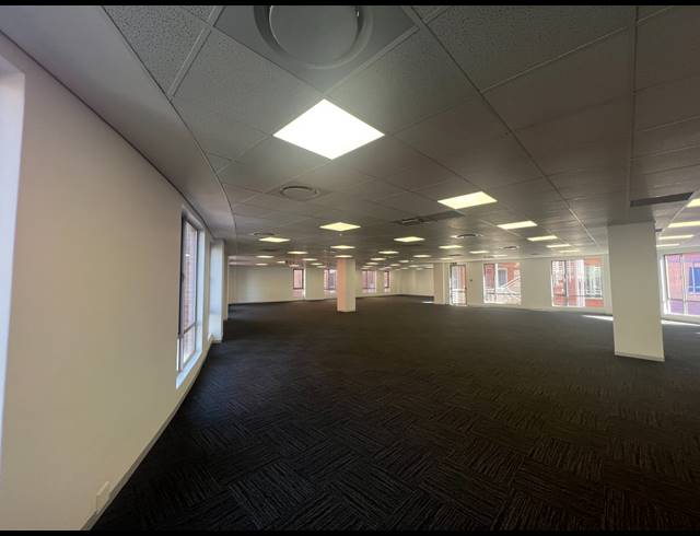 571M² OFFICE TO LET IN MELROSE ARCH